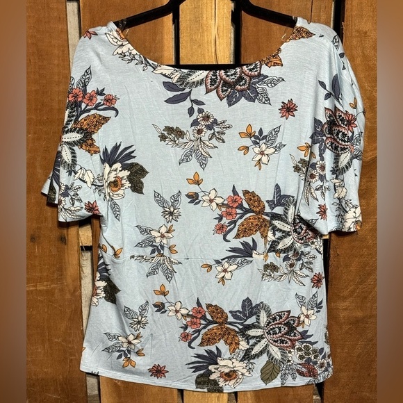 NWT American Rag Ruched Flutter Sleeve V Neck Top - Juniors Size 1X - Picture 7 of 7